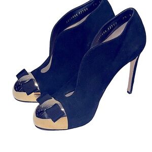 Ferragamo Noyal Meta Bow Platform Bootie Suede Black Size 37.5